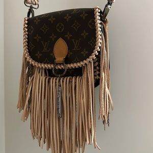 ***BRAND NEW*** Authentic One of a Kind Louis Vuitton vintage bag